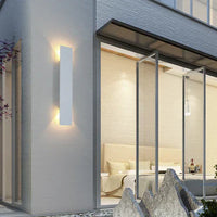Moderne Buitenlamp – LED Wandlamp Op/Neer, Waterdicht, Verticale Ontwerp