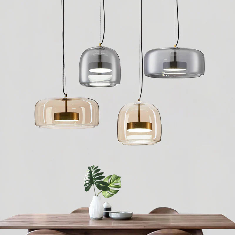 Moderne LED glazen hanglamp – minimalistische lampenkap en gouden afwerking