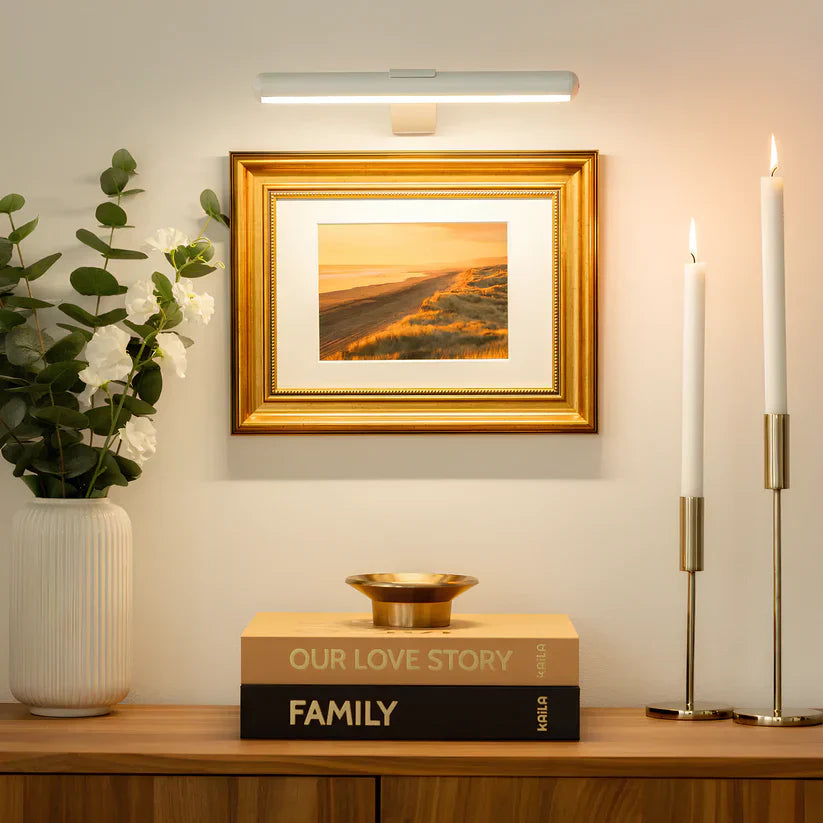 Draadloze LED wandlamp voor het verlichten van kunstwerken