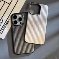 iPhone Hoes met Groefstructuur – Slanke Beschermhoes met Camera- en Krabsbescherming