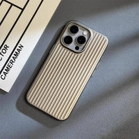iPhone Hoes met Groefstructuur – Slanke Beschermhoes met Camera- en Krabsbescherming