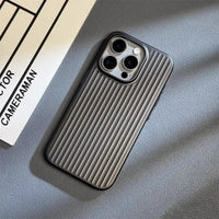 iPhone Hoes met Groefstructuur – Slanke Beschermhoes met Camera- en Krabsbescherming