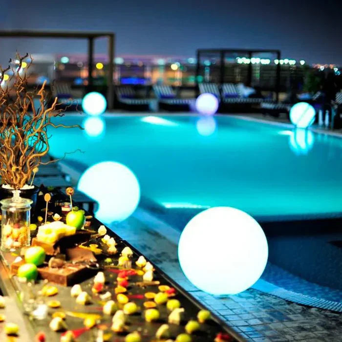 Moderne PE Globe Buiten Tuinverlichting LED Oplaadbaar