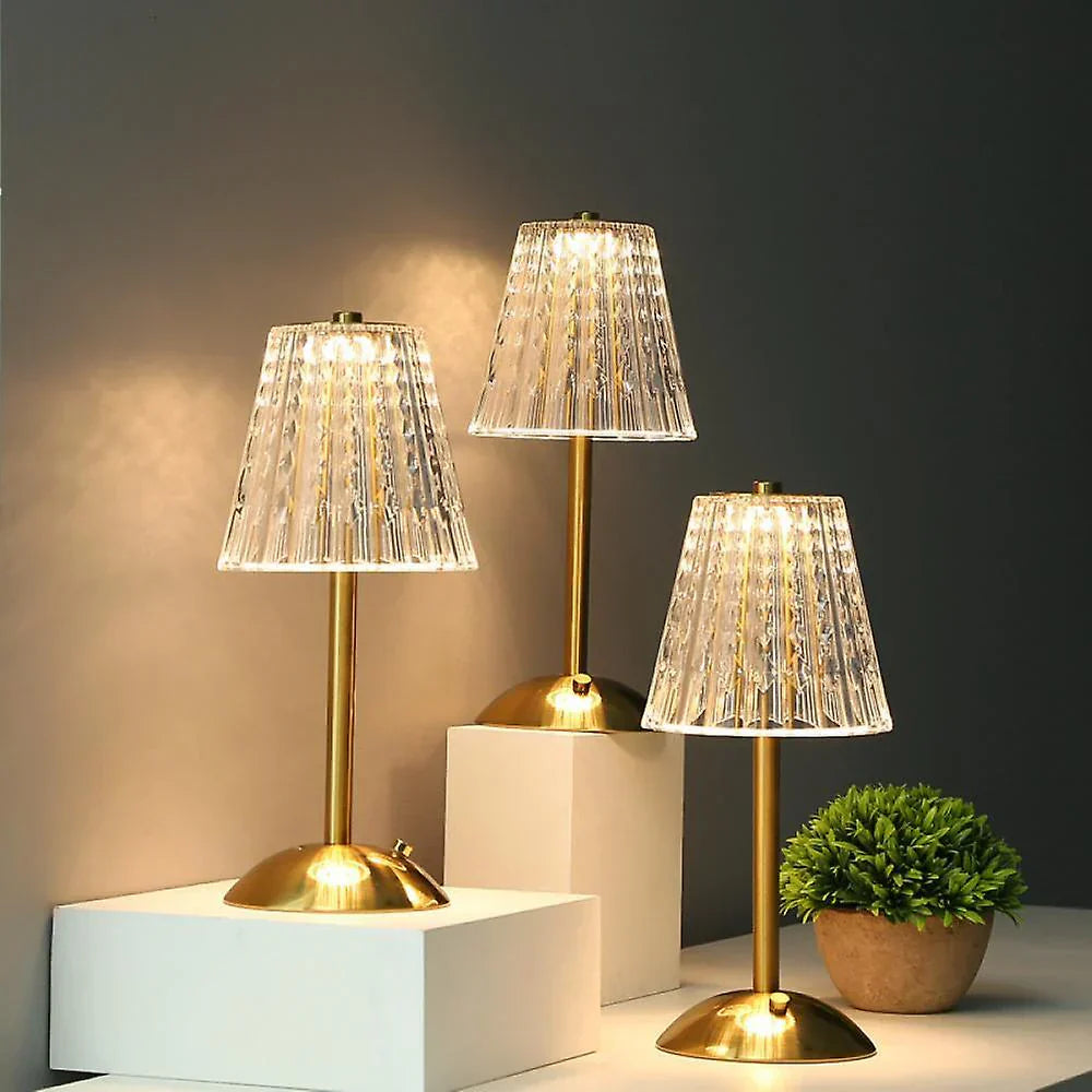 Elegante LED-tafellamp met kristallen kap en gouden afwerking – touch-aansteking