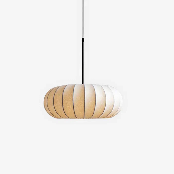 Plafondlamp met zijde lampenkap in Japanse wabi-sabi stijl – ovale lampenkap met delicate groeven