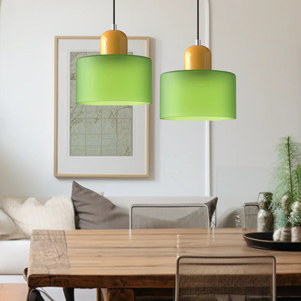 Moderne hanglamp van gekleurd glas in Bauhaus-stijl