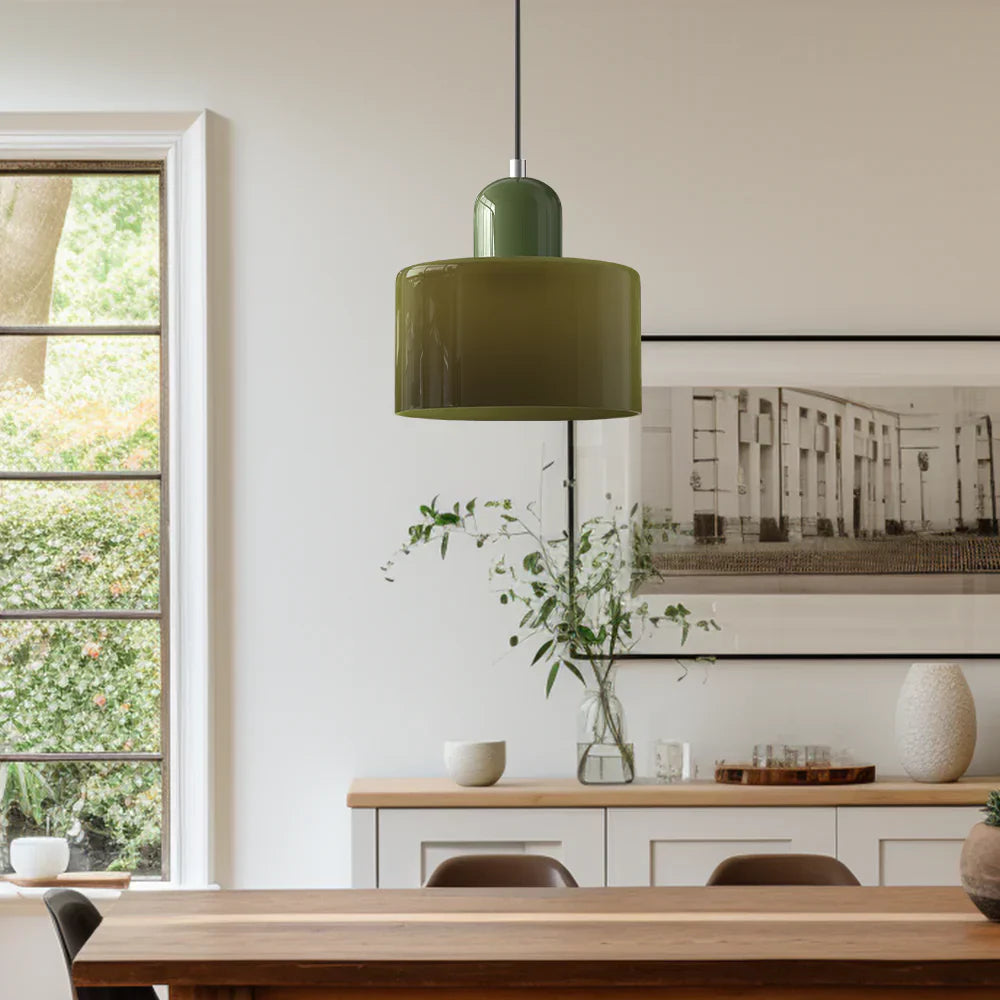 Moderne hanglamp van gekleurd glas in Bauhaus-stijl